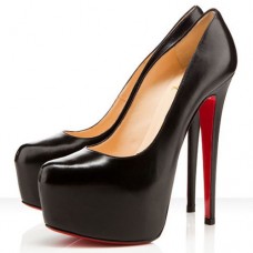Christian Louboutin Daffodile 160 mm-es platformos szandál, fekete Christian Louboutin Daffodile 160 mm-es platformos szandál, fekete