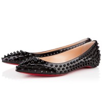 Christian Louboutin Pigalle szegecselt balerina cipő fekete Christian Louboutin Pigalle szegecselt balerina cipő fekete