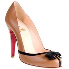 Christian Louboutin Lavalliere 100 mm-es pumpák Taupe