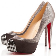 Christian Louboutin Maggie 140 mm-es pumpák barna