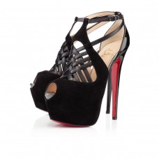 Christian Louboutin Carlota 160 mm-es platformos cipők fekete színben Christian Louboutin Carlota 160 mm-es platformos cipők fekete színben